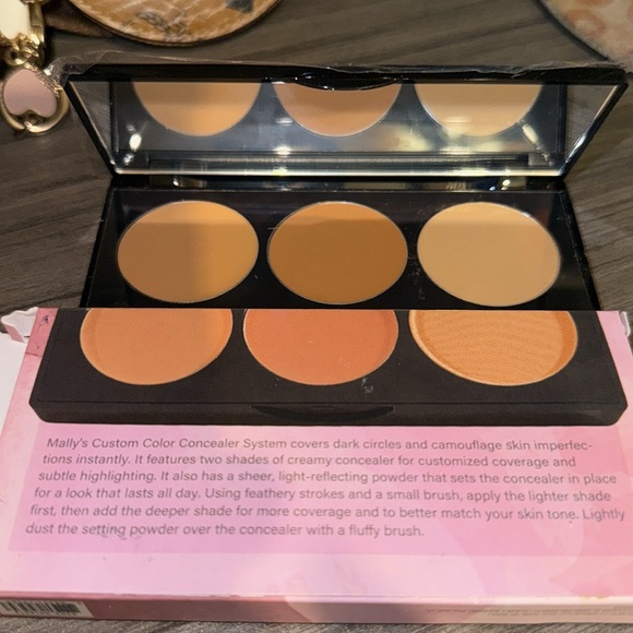 NEW Mally Beauty Custom Color Concealer System - Shade Rich - Picture 3 of 4
